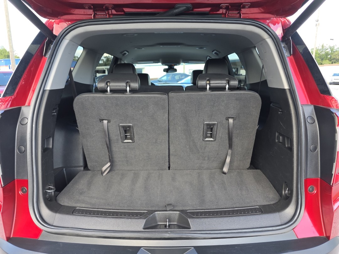 2023 GMC Acadia SLT - Photo 11
