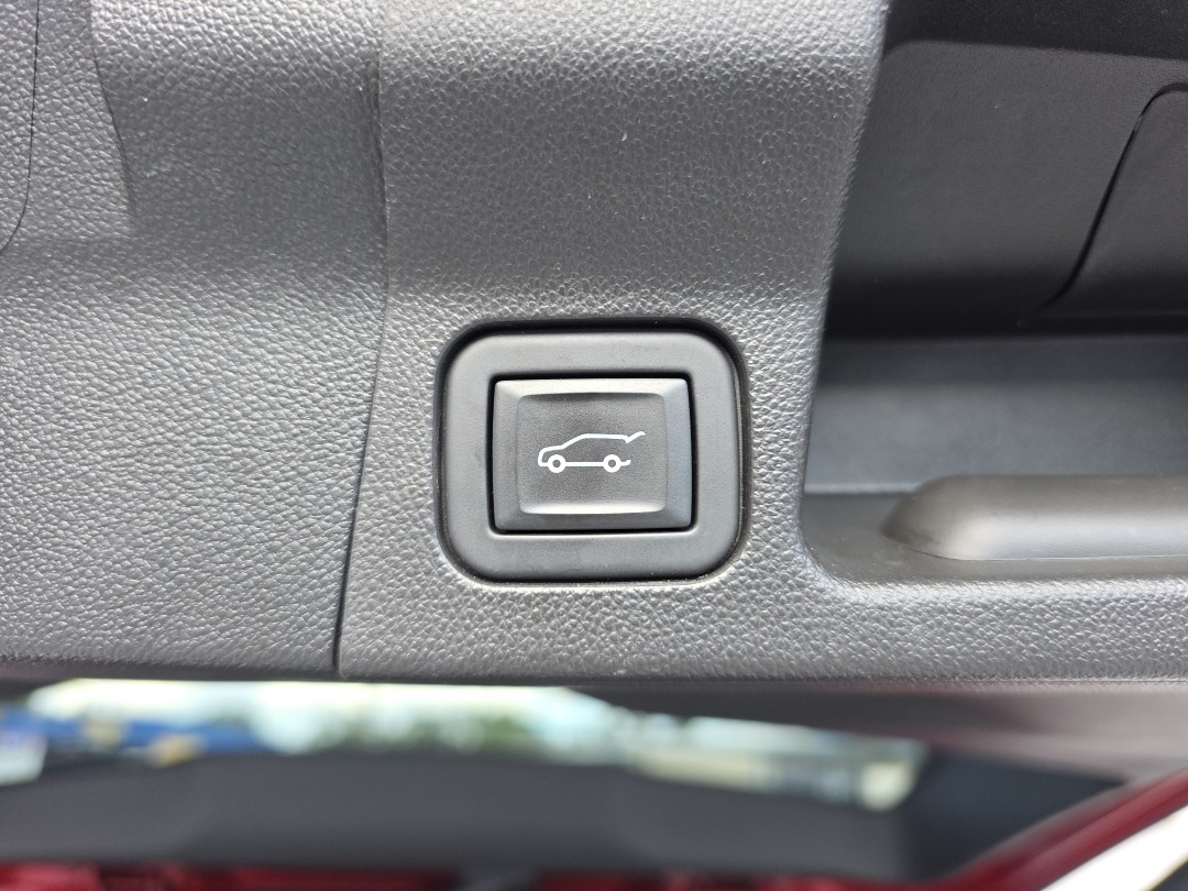 2023 GMC Acadia SLT - Photo 12