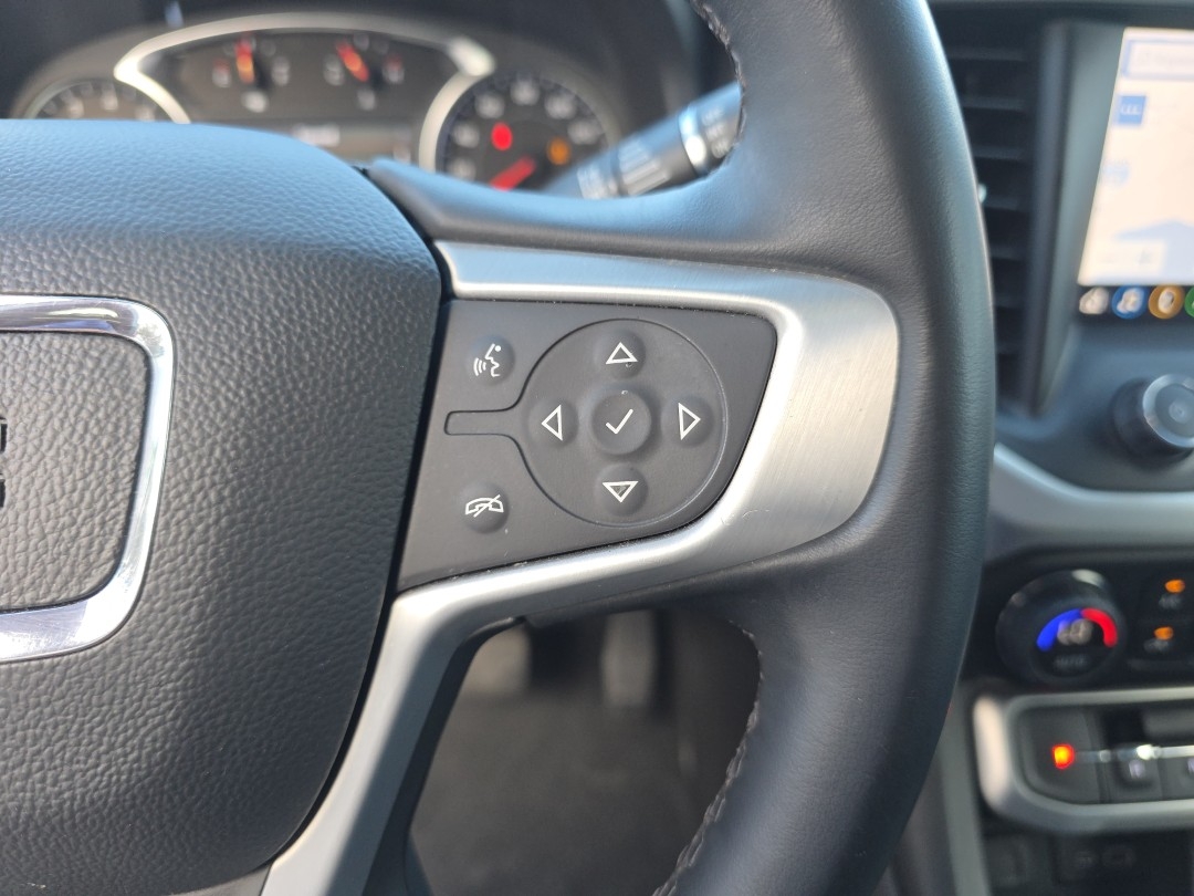 2023 GMC Acadia SLT - Photo 32