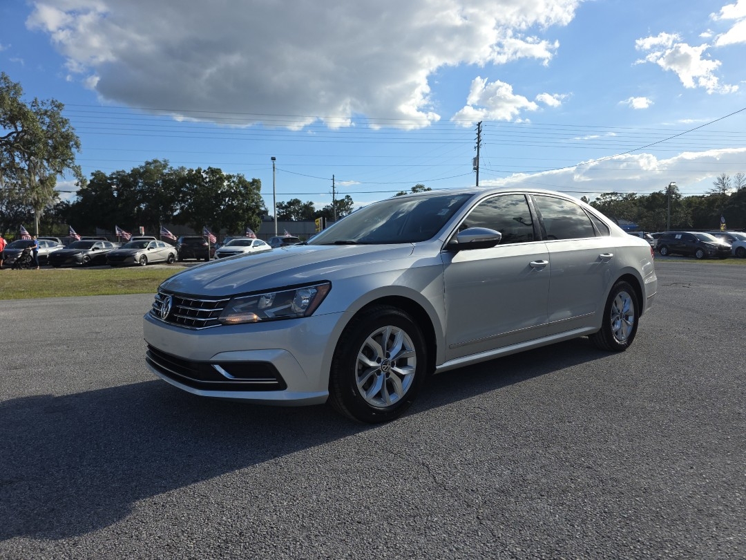 2016 Volkswagen Passat S