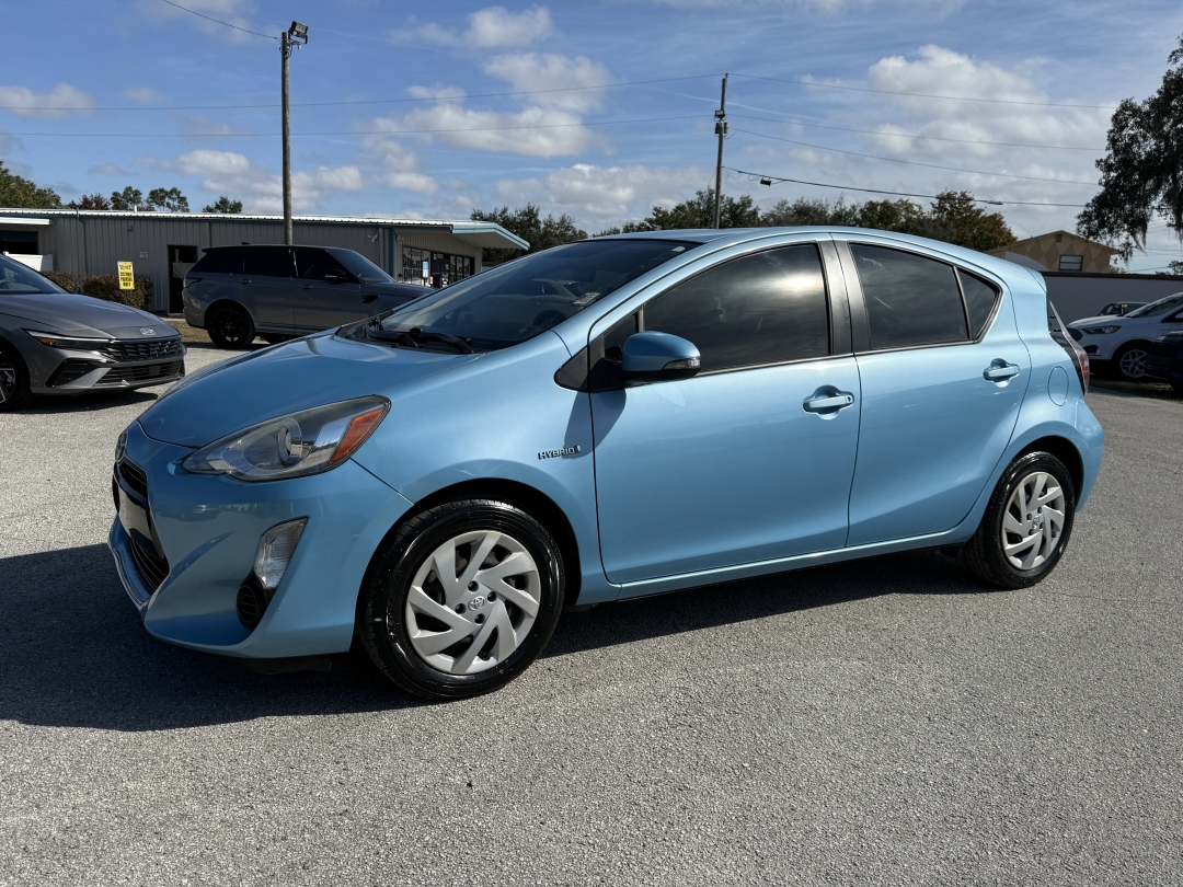 2015 Toyota Prius c Four