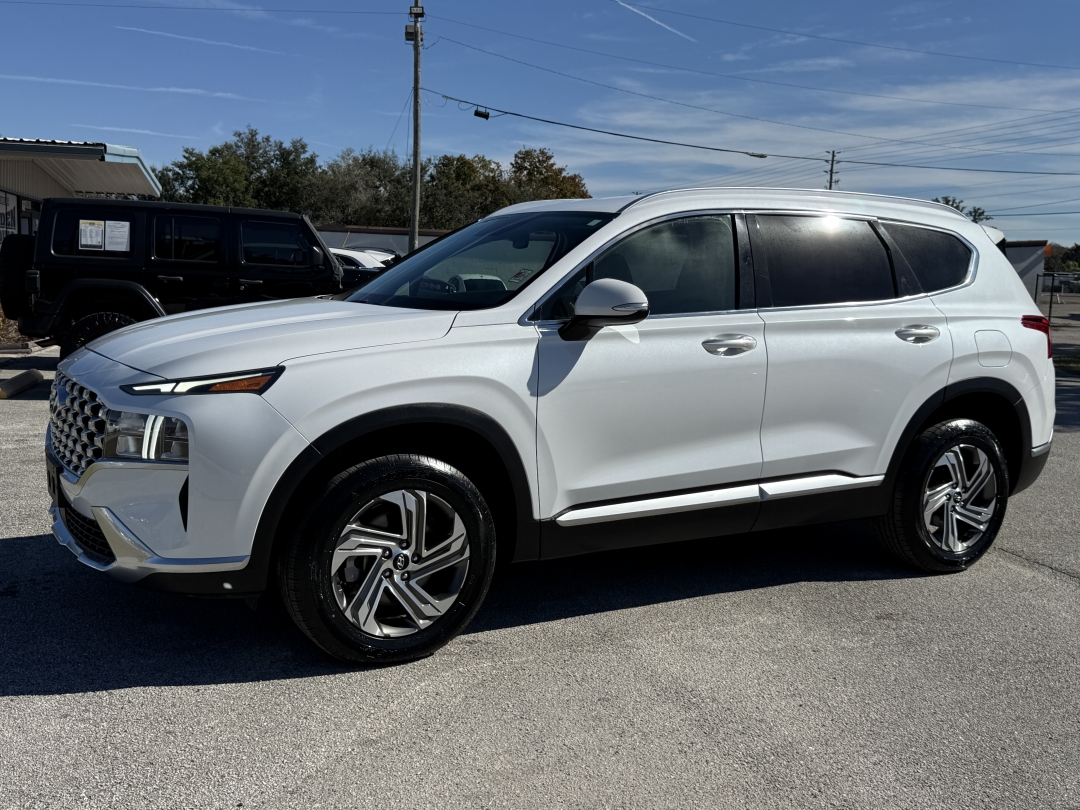 2021 Hyundai Santa Fe SEL's photo