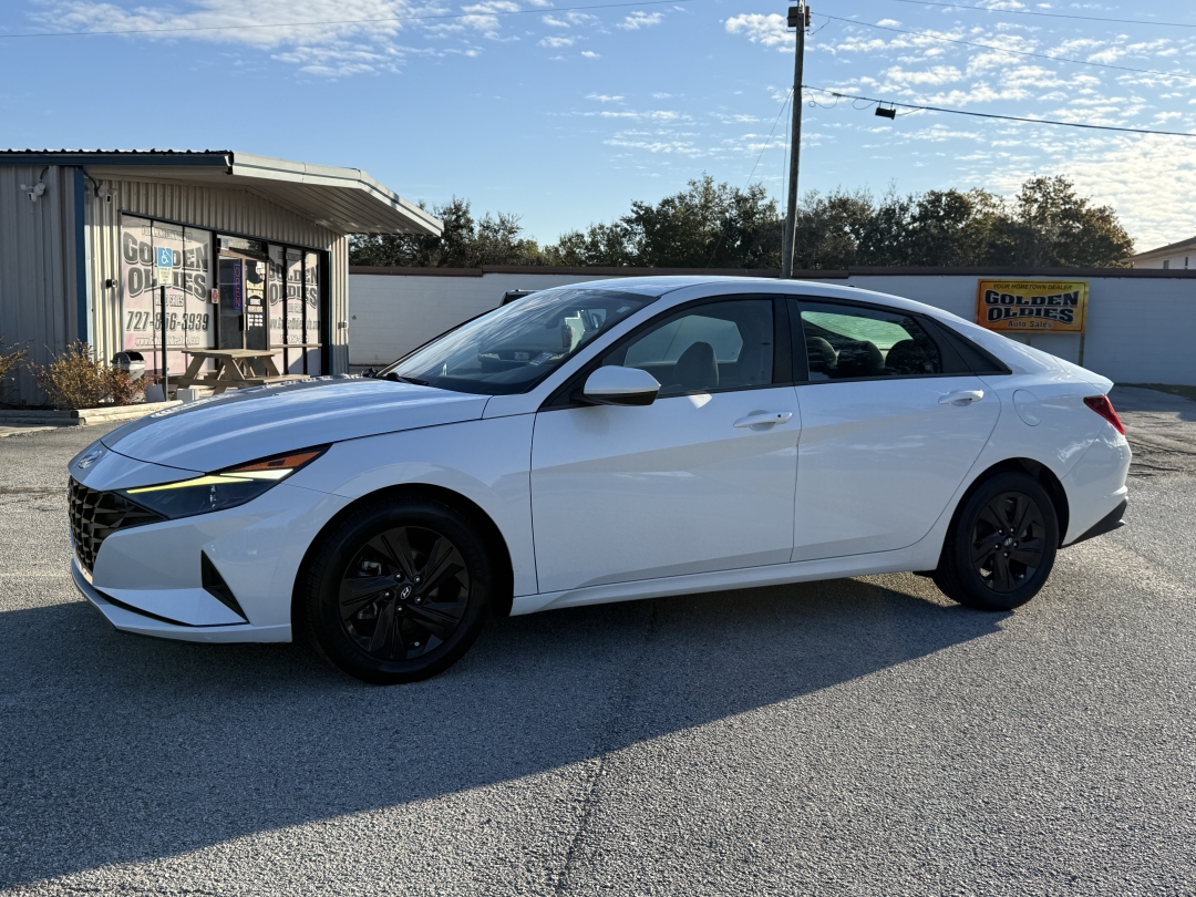 2022 Hyundai Elantra SEL