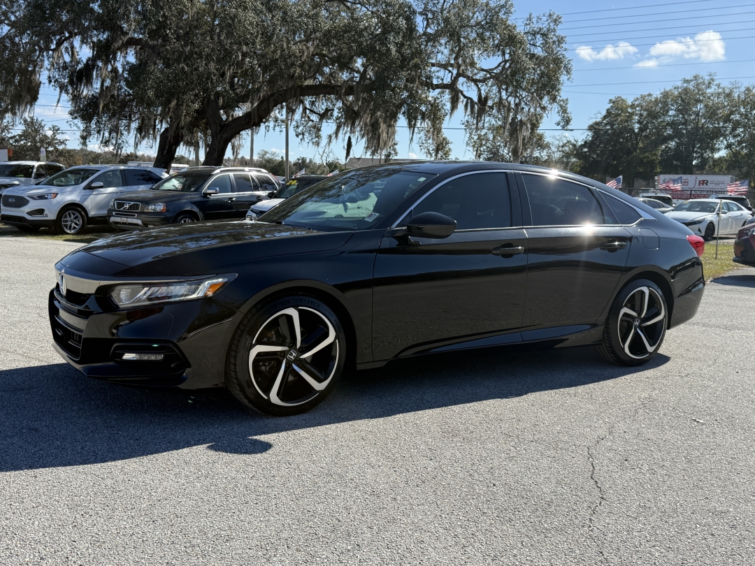 2018 Honda Accord Sport's photo
