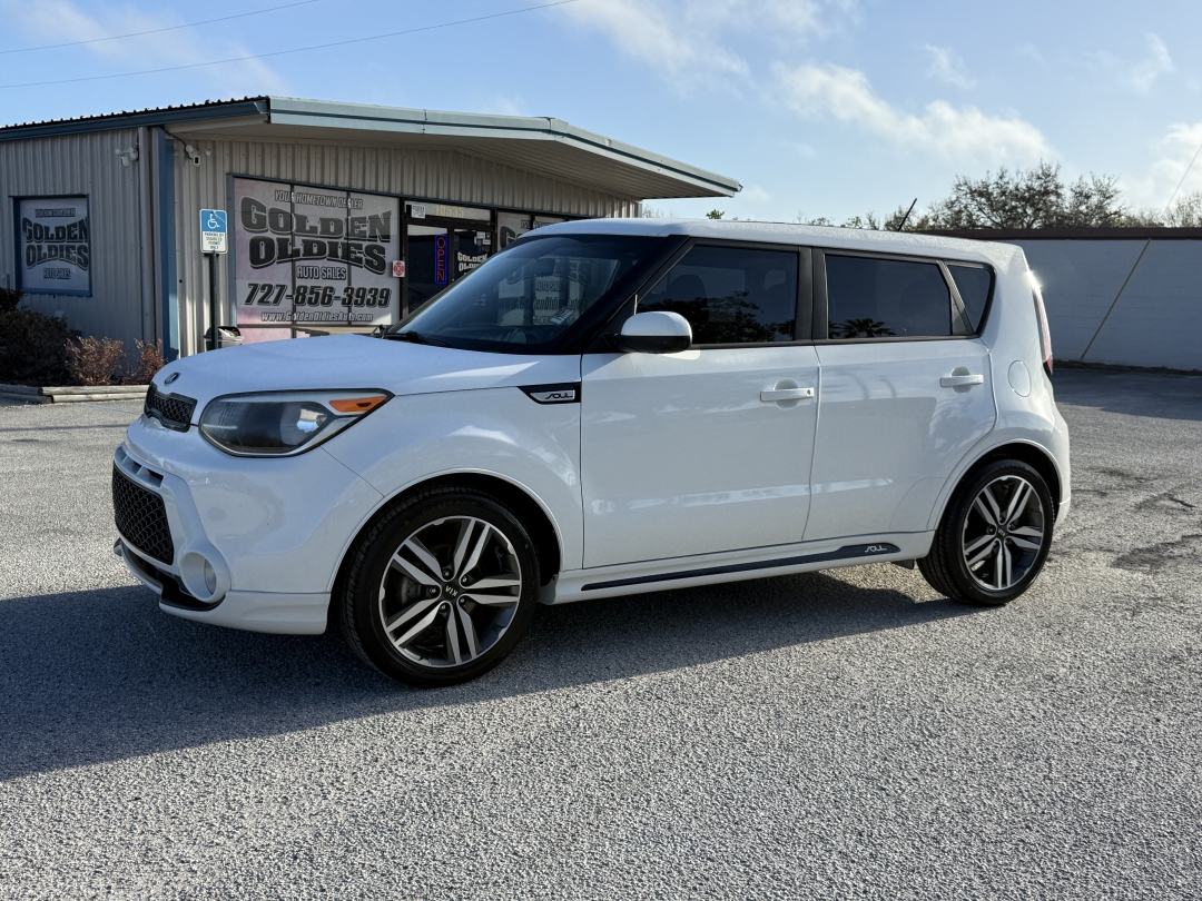 2016 Kia Soul +