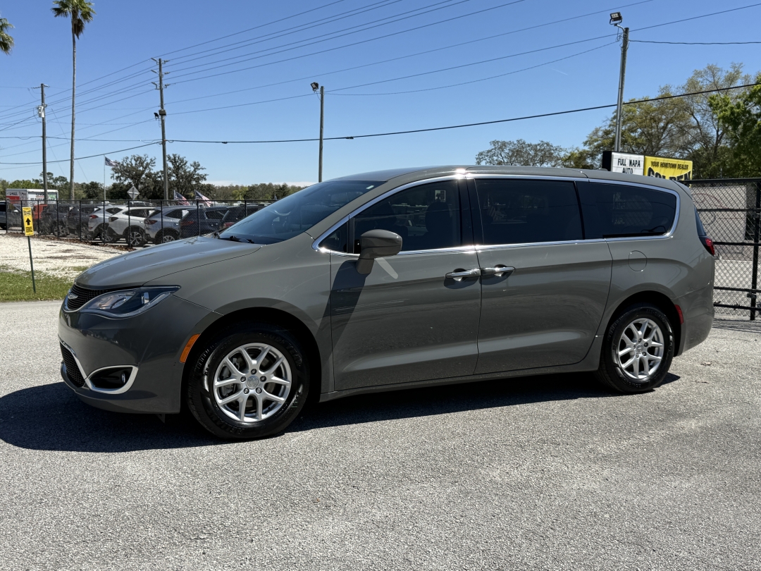 2020 Chrysler Pacifica Touring