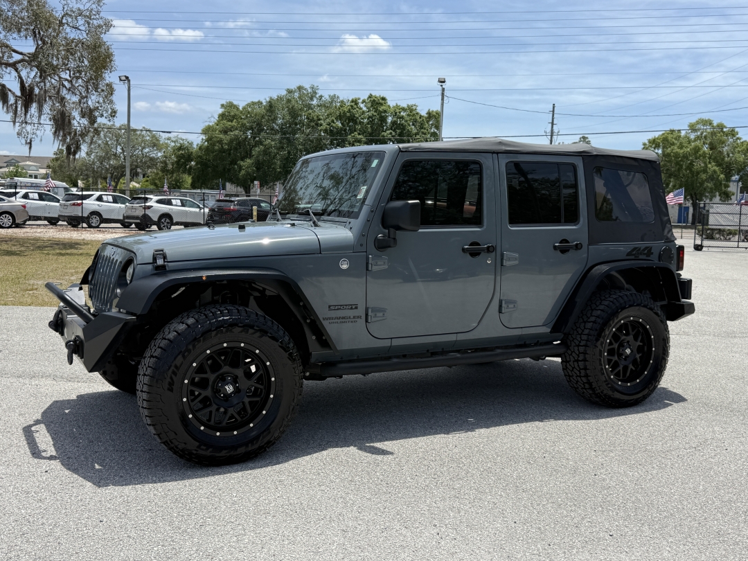 2014 Jeep Wrangler Sport's photo