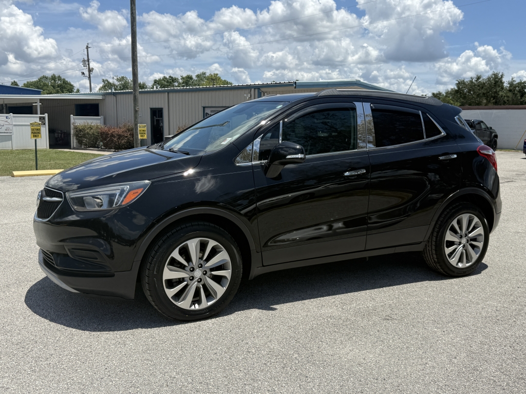 2019 Buick Encore Preferred's photo