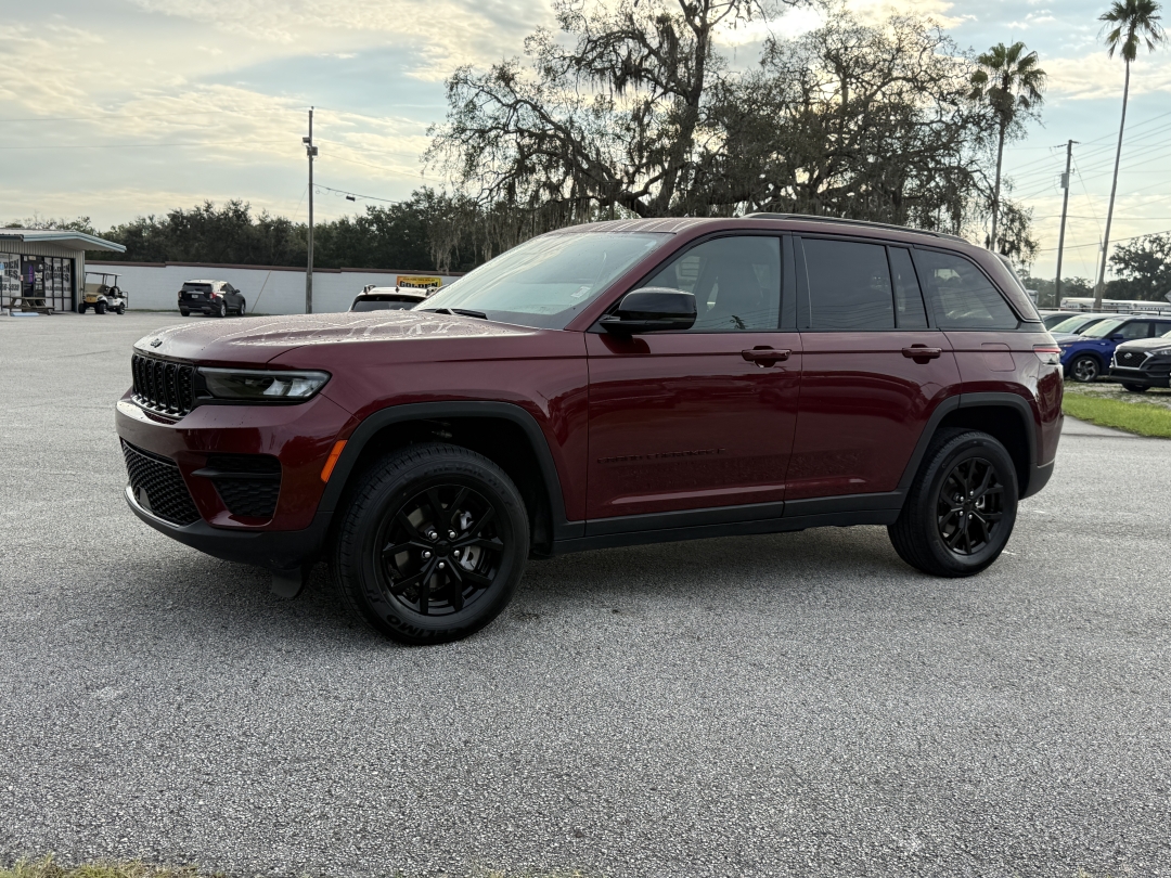 2025 Jeep Grand Cherokee Altitude